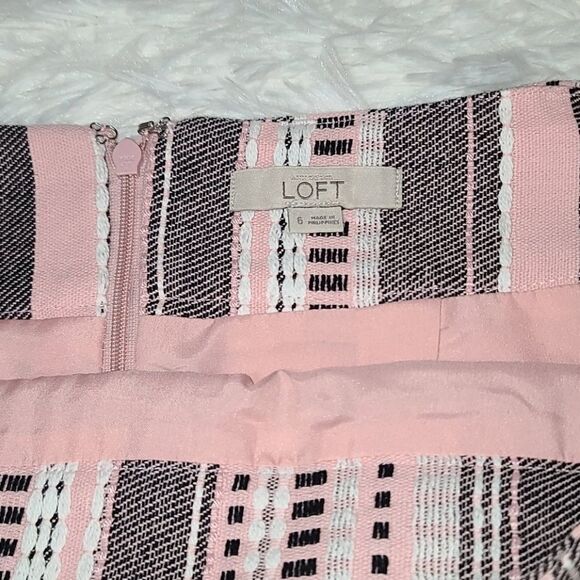Loft Pencil Skirt Size 6 - Picture 4 of 8